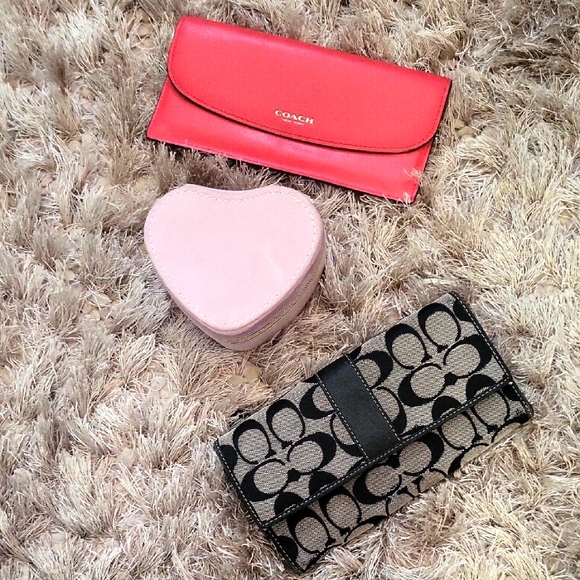 Coach Handbags - Bundle Coach Red and Black Signature Wallet Set